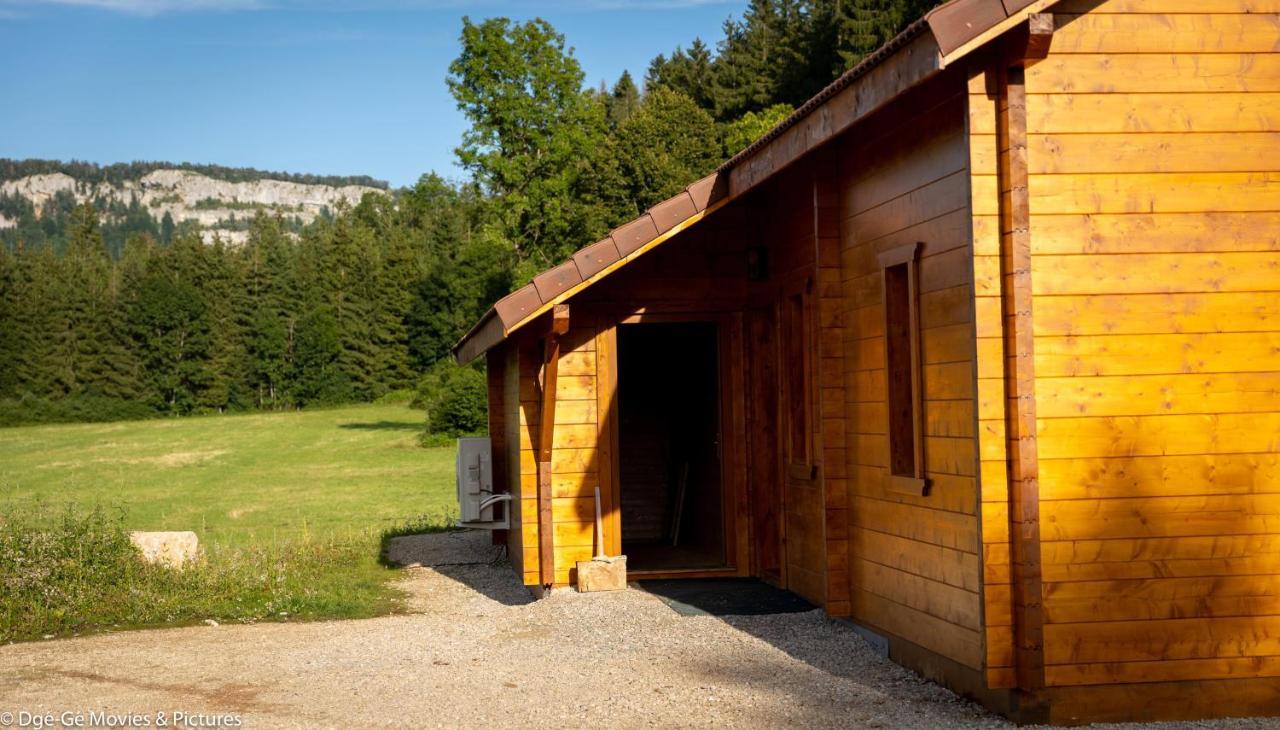 Les Jardins du Hérisson Chalet 2 Bonlieu Esterno foto