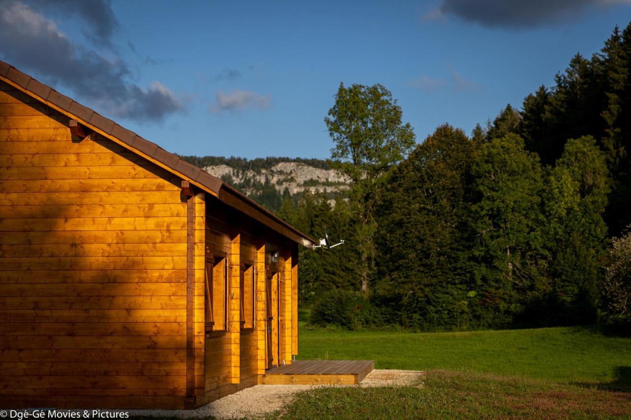 Les Jardins du Hérisson Chalet 2 Bonlieu Esterno foto